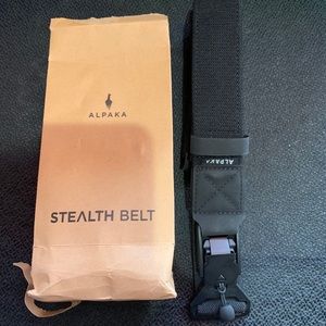 Alpaka Stealth Belt Magnetic Travel Belt